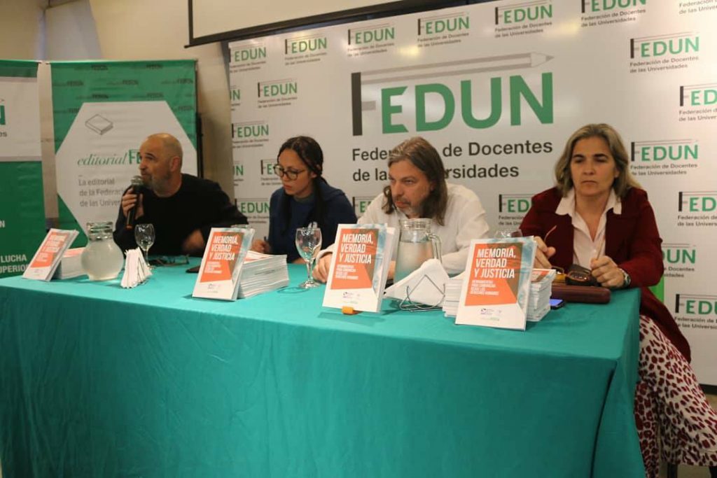 Editorial FEDUN presentó la reedición del libro Memoria, verdad y justicia. Herramientas para comunicar desde los Derechos Humanos, de APDH