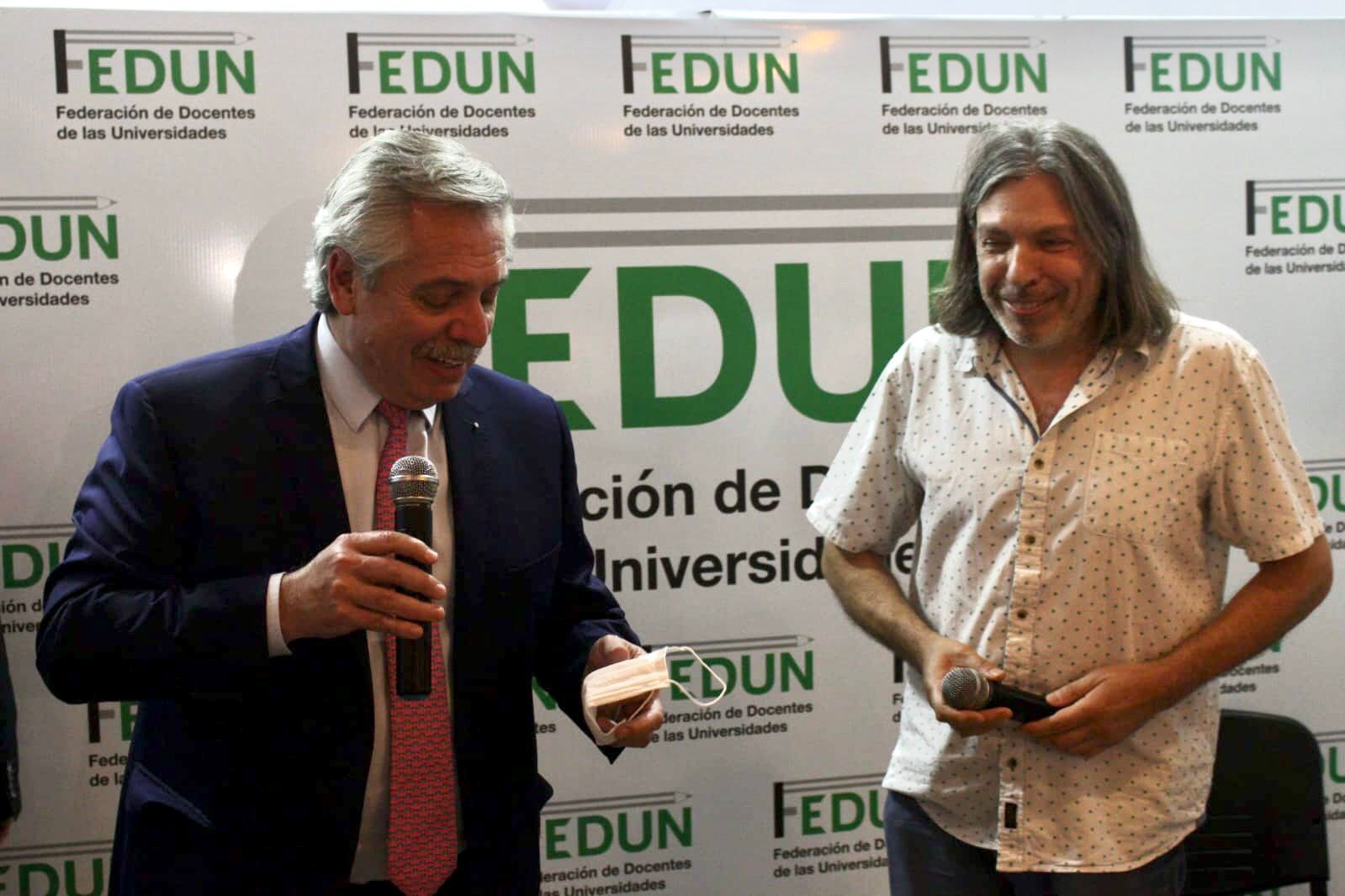 Alberto Fernández participó del brindis de fin de año de ADUBA-FEDUN